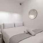 Family Apt In The Vibrant Diverse Neighborhood